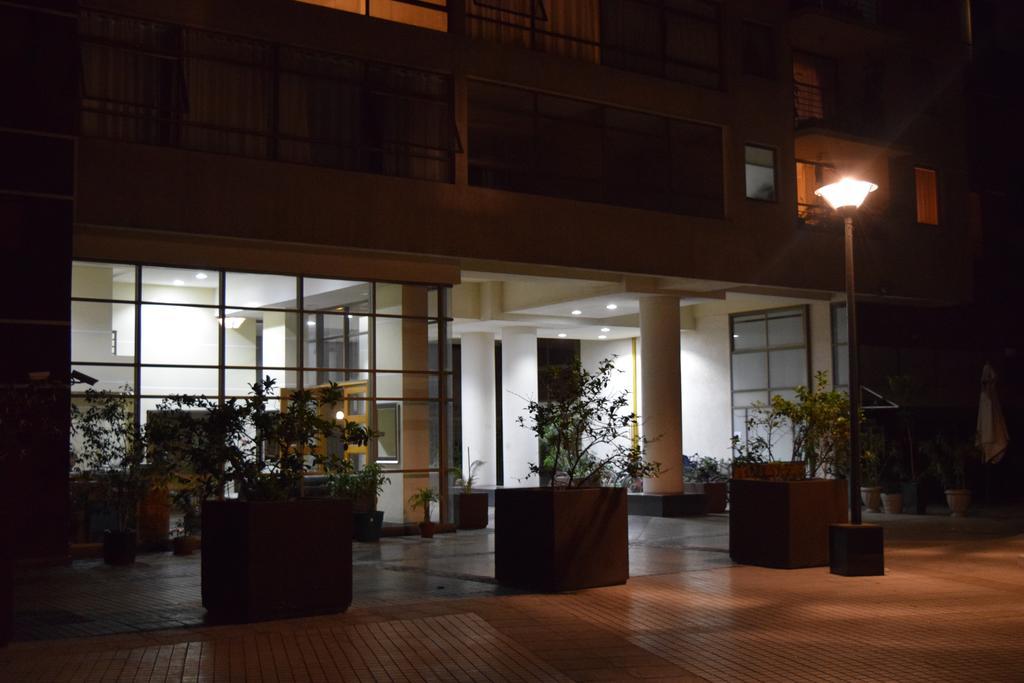 Sys Suites San Martin Сантяго Екстериор снимка